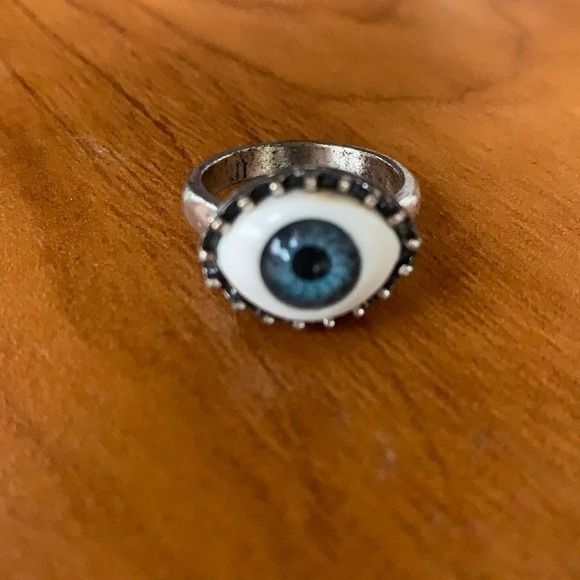 Statement Ring Lot ❣️❣️❣️ - Picture 6 of 11